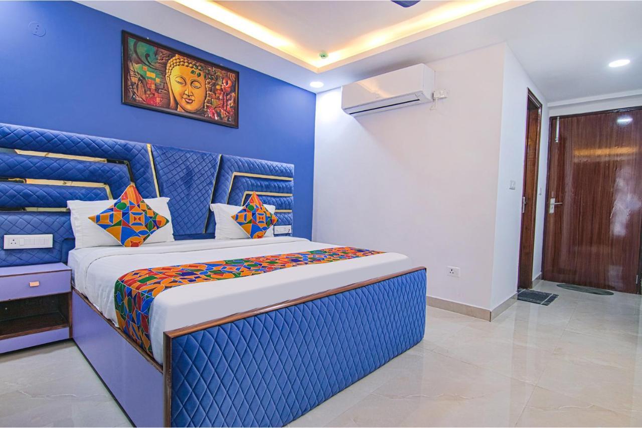 Fabhotel Satyam International Noida Exterior photo